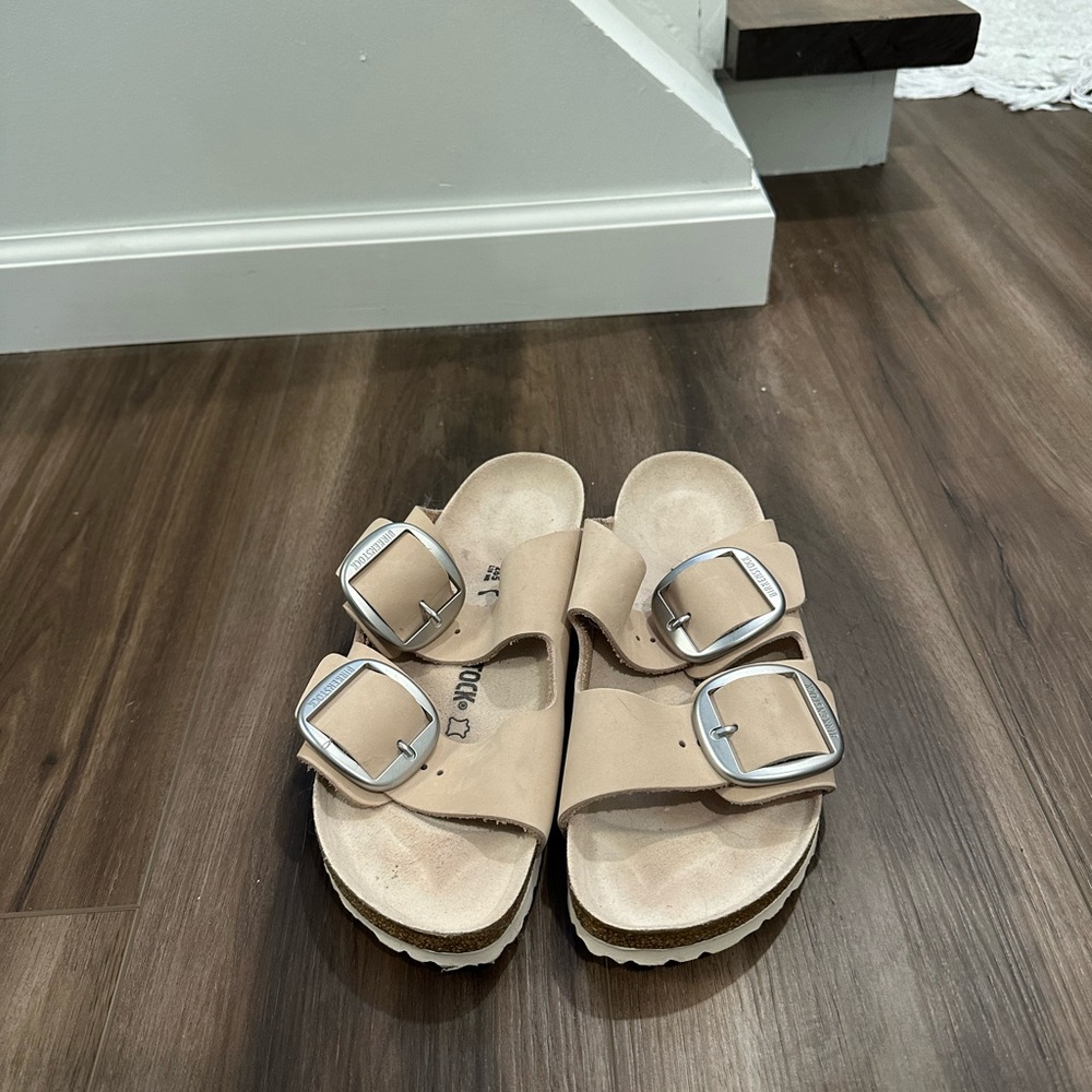 Light pink Arizona Birkenstocks